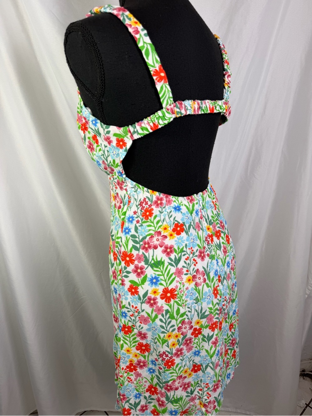 Sky to Moon White Floral Cutout Mini Sundress Sweetheart Neckline Open Back M - Picture 7 of 12
